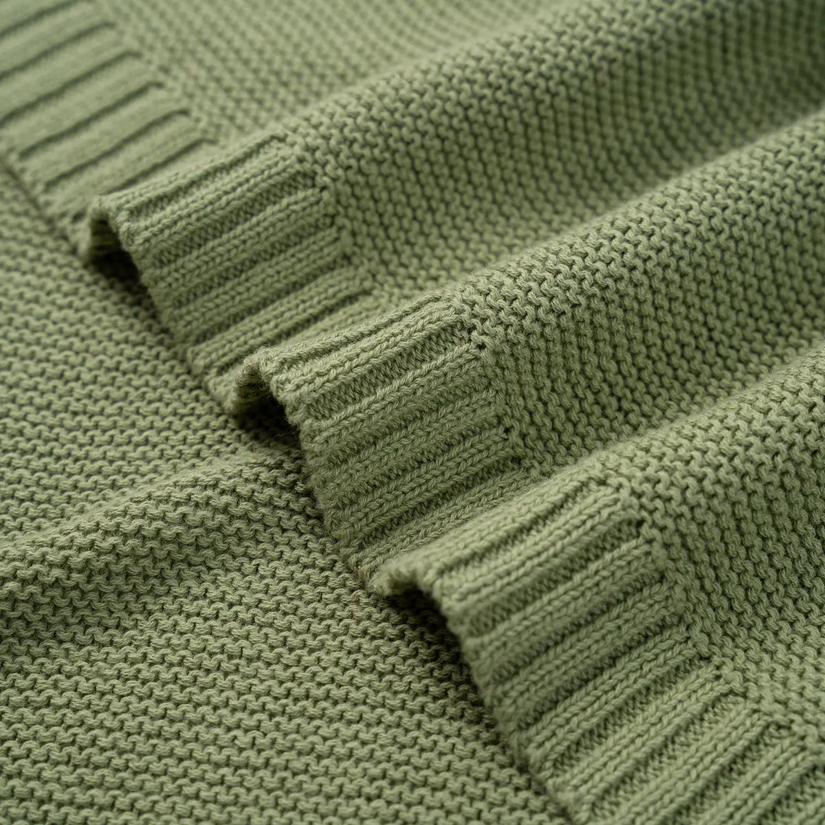 Classic Knit Baby Blanket | Timeless Nursery Essential